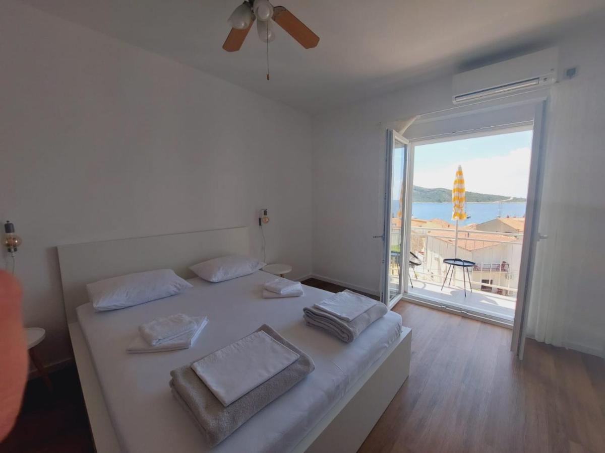 Vinko Rooms Primošten Екстериор снимка