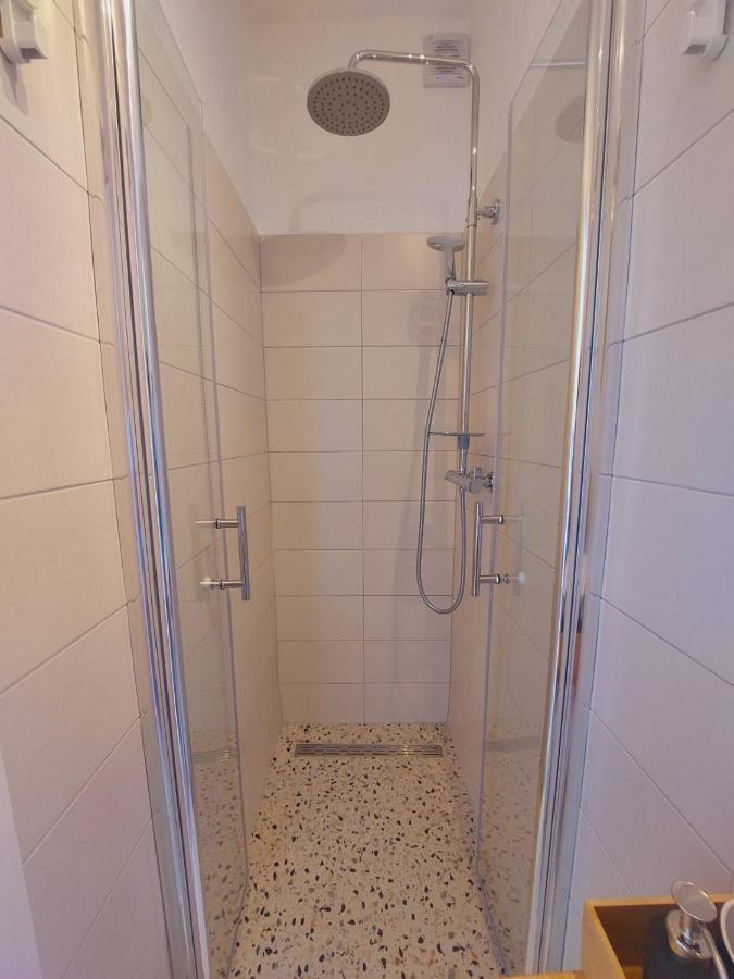 Vinko Rooms Primošten Екстериор снимка