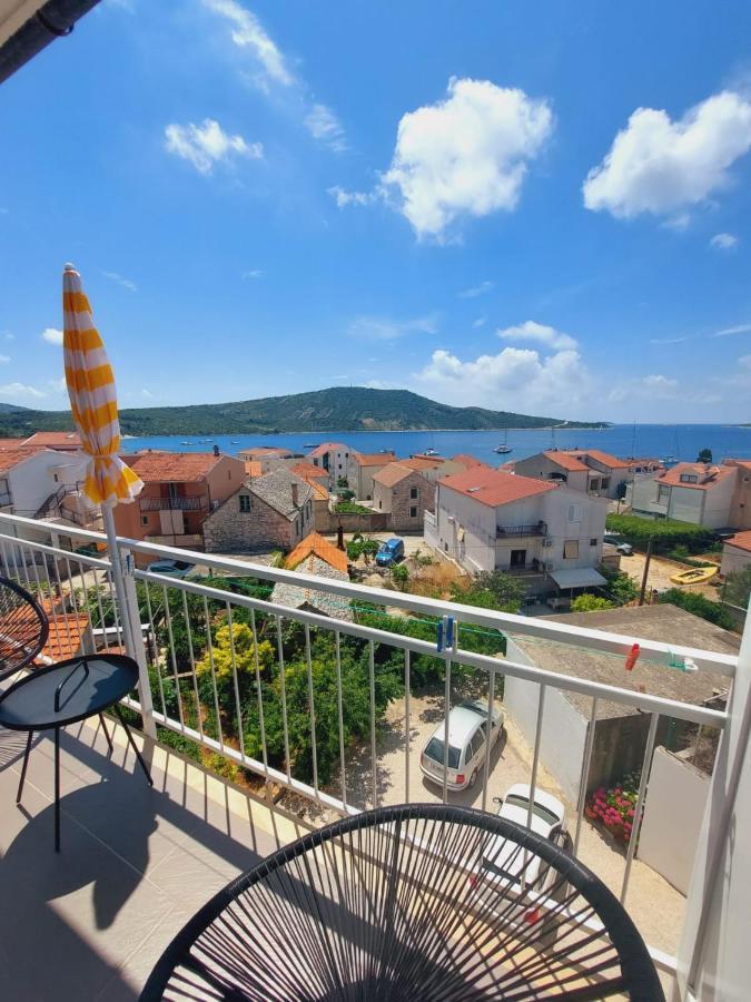 Vinko Rooms Primošten Екстериор снимка