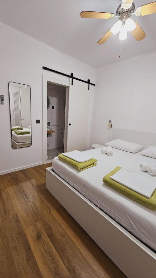 Vinko Rooms Primošten Екстериор снимка