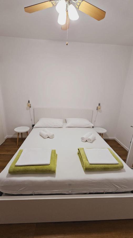 Vinko Rooms Primošten Екстериор снимка