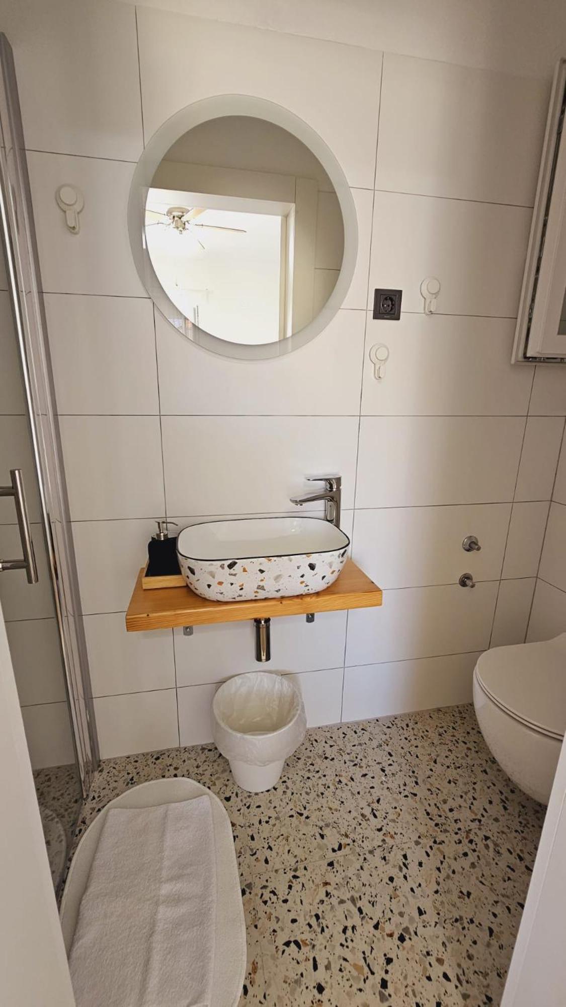 Vinko Rooms Primošten Екстериор снимка